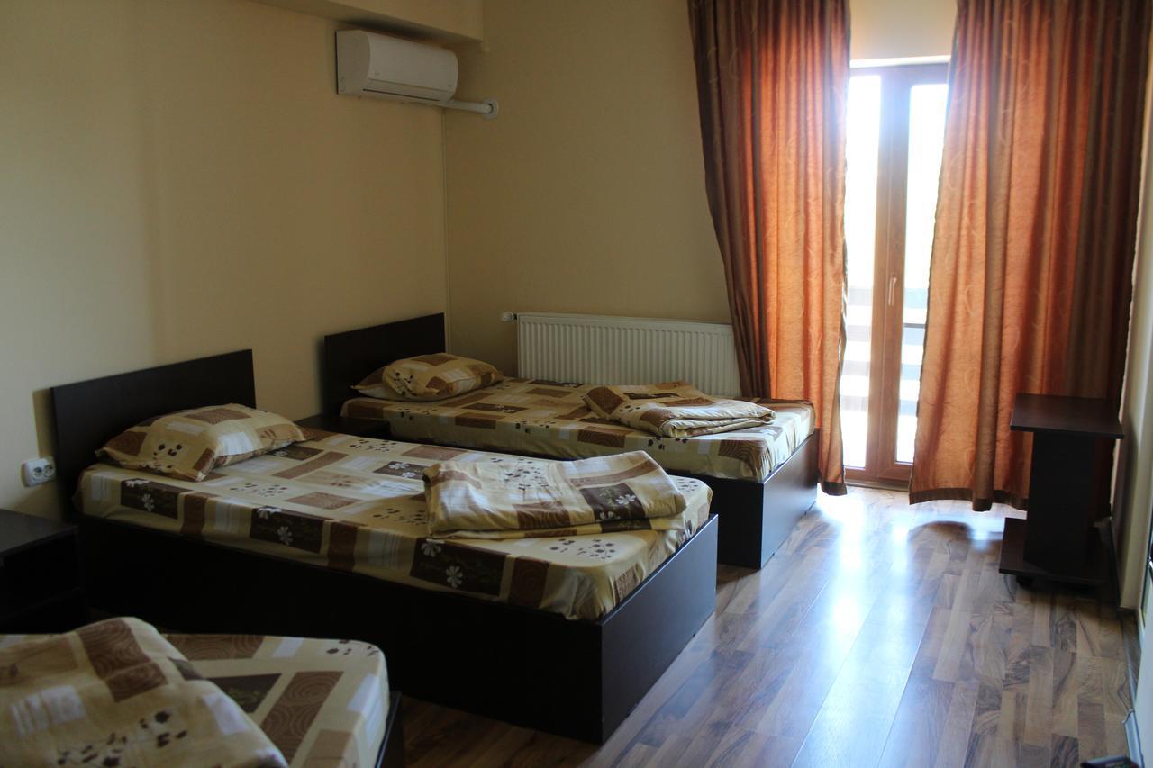 Casa Mario Hotel Galaţi Buitenkant foto