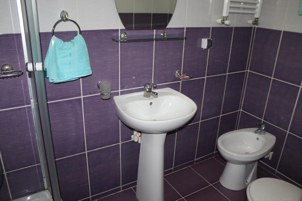 Casa Mario Hotel Galaţi Buitenkant foto