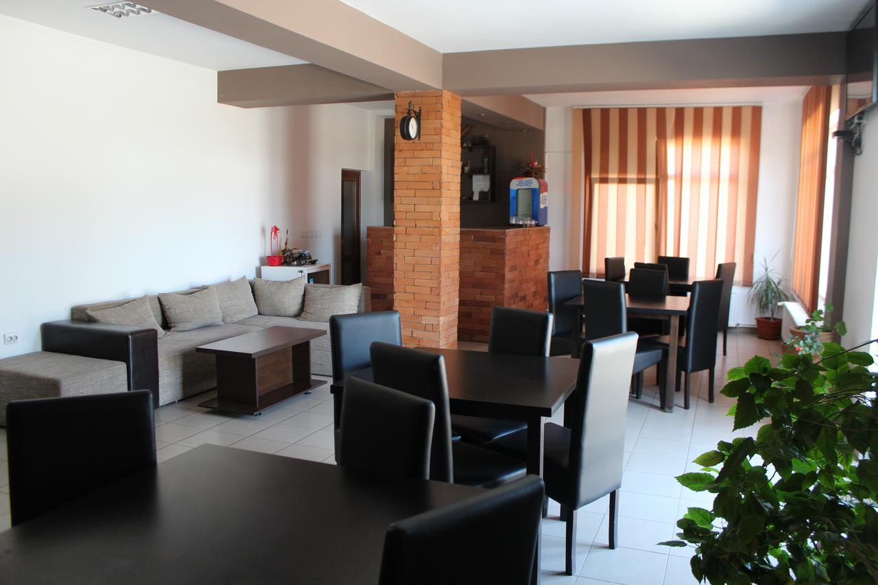 Casa Mario Hotel Galaţi Buitenkant foto
